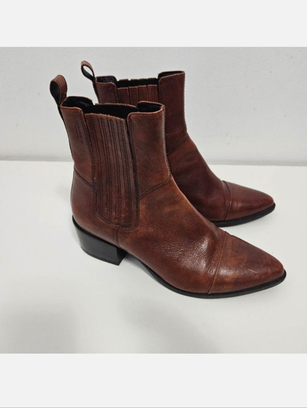 Vagabond Marja Pointy Toe Chelsea Ankle Boots Booties Sz 37 / 6 US Brown Slip-on